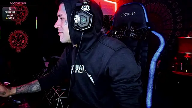 Snapshot of josh__ackerman chatting on October 8, 2025, 7:54 am josh ackerman online show from October 8, 2025, 7:54 am