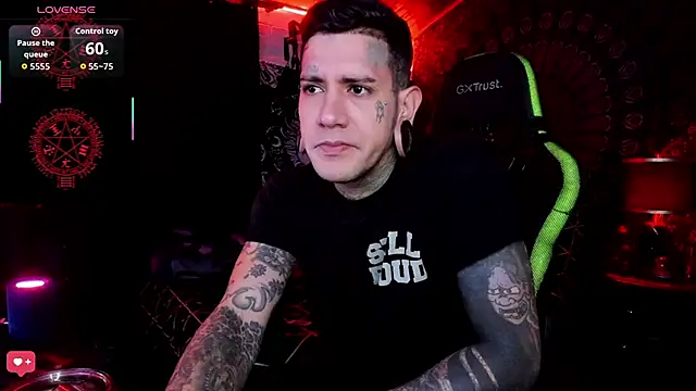 Snapshot of josh__ackerman chatting on September 18, 2025, 10:02 pm josh ackerman online show from September 18, 2025, 10:02 pm