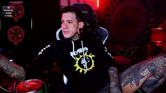 Snapshot of josh__ackerman chatting on October 6, 2025, 2:46 am josh ackerman online show from October 6, 2025, 2:46 am