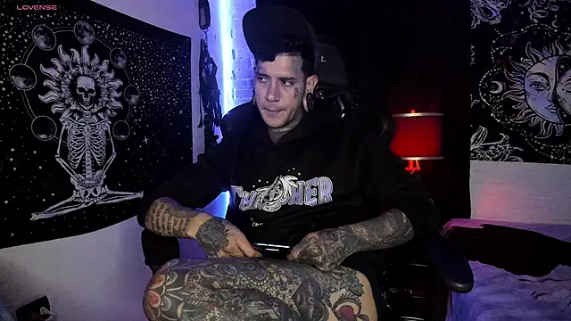 Snapshot of josh__ackerman chatting on March 12, 2025, 2:52 am josh ackerman online show from March 12, 2025, 2:52 am