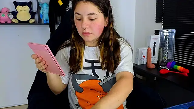 Snapshot of ann_bronw chatting on March 11, 2025, 7:36 pm ann bronw online show from March 11, 2025, 7:36 pm