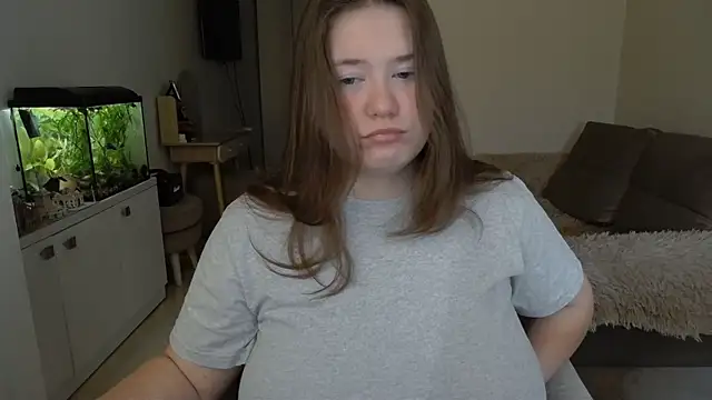 Snapshot of remirann_ chatting on January 15, 2025, 8:30 am remirann online show from January 15, 2025, 8:30 am