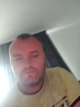 Adry1986 online show from October 7, 2025, 8:37 am