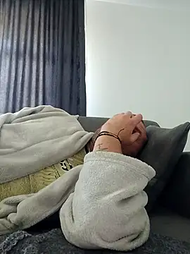 Adry1986 online show from September 27, 2025, 11:49 am