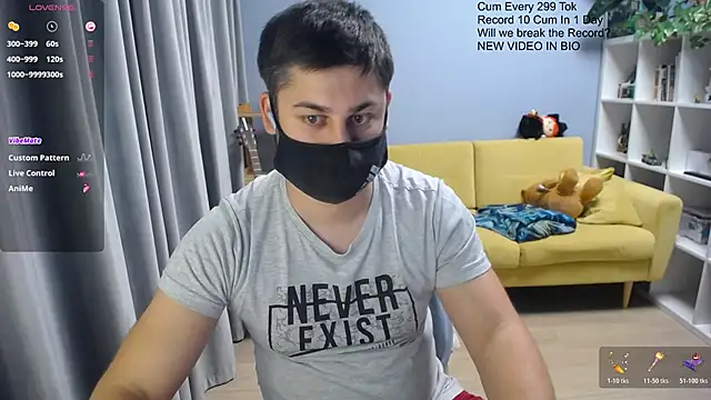 Snapshot of Tomguys chatting on May 7, 2026, 7:39 pm Tomguys online show from May 7, 2026, 7:39 pm