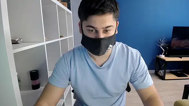 Tomguys online show from March 20, 2025, 8:42 am