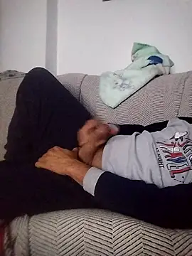 Snapshot of juandi21cm chatting on November 30, 2025, 10:32 pm juandi21cm online show from November 30, 2025, 10:32 pm