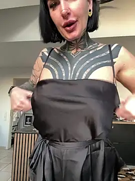 InkedBiitch online show from March 6, 2025, 6:19 am