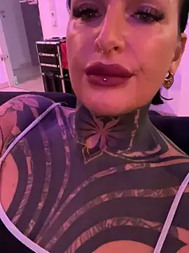 InkedBiitch online show from October 8, 2025, 6:04 am