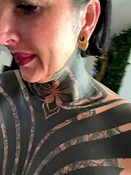 InkedBiitch online show from September 12, 2025, 6:13 am