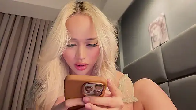 Carrie Colbyxx online show from March 5, 2025, 5:18 am