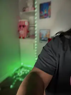 NikkiNoelanii online show from February 23, 2025, 4:17 am