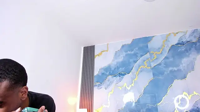 Snapshot of Kylieandjhonny chatting on March 3, 2026, 7:43 pm Kylieandjhonny online show from March 3, 2026, 7:43 pm