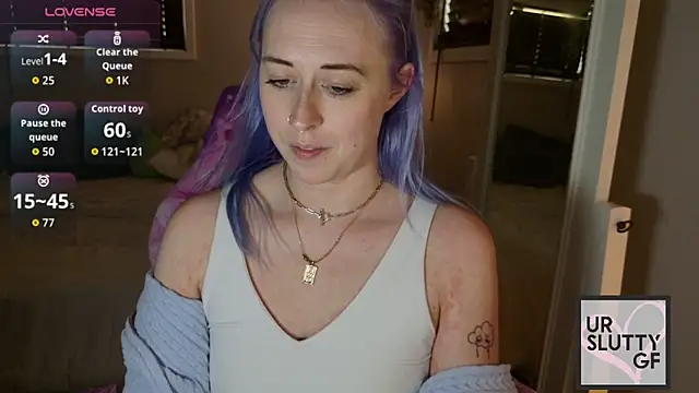ursluttygf online show from May 31, 2026, 6:09 pm