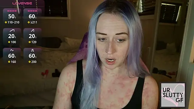 ursluttygf online show from May 16, 2026, 6:18 pm