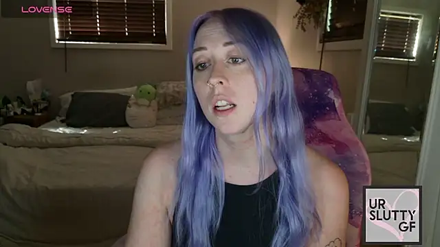 ursluttygf online show from May 29, 2026, 3:07 pm