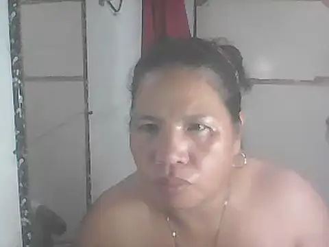 Snapshot of hotwet_mama4uxx chatting on March 12, 2025, 1:08 pm hotwet mama4uxx online show from March 12, 2025, 1:08 pm