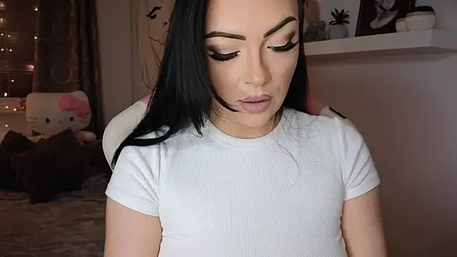 na dolli online show from February 7, 2025, 2:15 pm