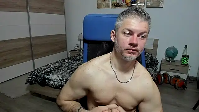 Snapshot of RobbyShawz chatting on May 6, 2026, 5:11 am RobbyShawz online show from May 6, 2026, 5:11 am
