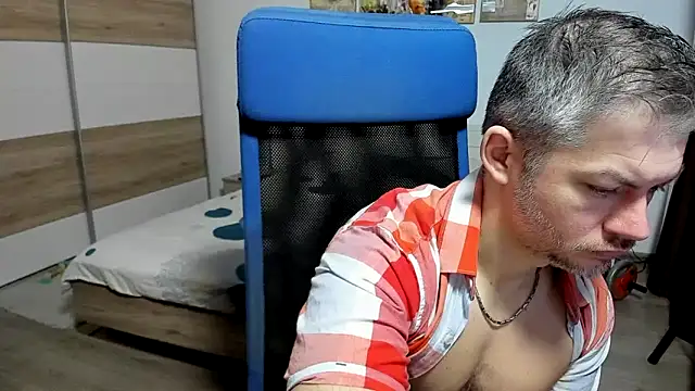 RobbyShawz online show from January 6, 2026, 6:39 am