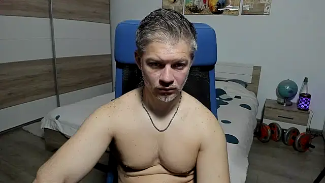 Snapshot of RobbyShawz chatting on April 22, 2026, 4:19 am RobbyShawz online show from April 22, 2026, 4:19 am