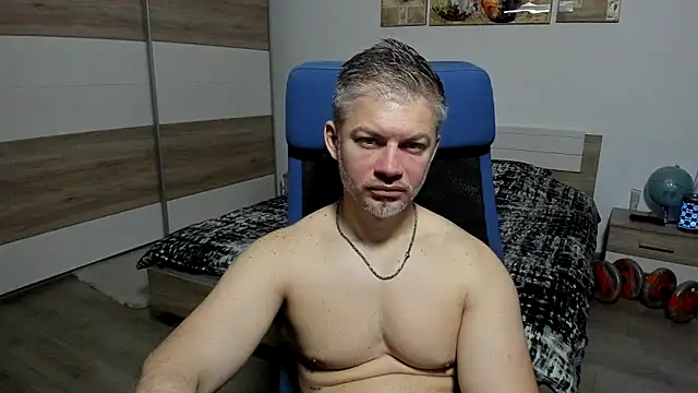 Snapshot of RobbyShawz chatting on May 21, 2026, 4:32 am RobbyShawz online show from May 21, 2026, 4:32 am
