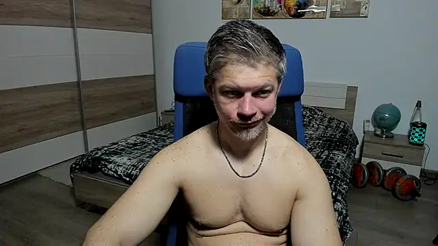 Snapshot of RobbyShawz chatting on May 4, 2026, 4:38 am RobbyShawz online show from May 4, 2026, 4:38 am
