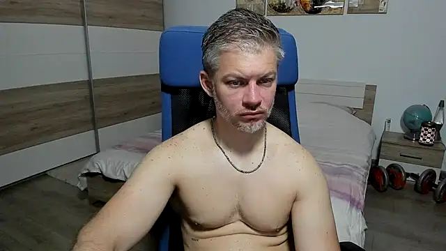 Snapshot of RobbyShawz chatting on May 31, 2026, 4:07 am RobbyShawz online show from May 31, 2026, 4:07 am