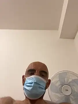 slim1976006 online show from June 8, 2026, 6:58 am