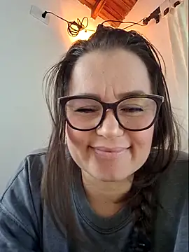 Snapshot of MariaPau_83 chatting on May 11, 2026, 2:45 pm MariaPau 83 online show from May 11, 2026, 2:45 pm