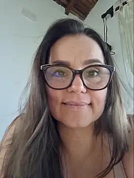Snapshot of MariaPau_83 chatting on May 7, 2026, 5:16 pm MariaPau 83 online show from May 7, 2026, 5:16 pm