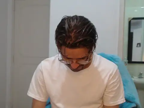 Snapshot of peterannaud chatting on September 27, 2025, 12:44 pm peterannaud online show from September 27, 2025, 12:44 pm