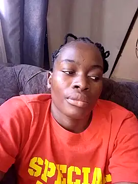 Snapshot of _cutemelania chatting on February 17, 2025, 12:16 pm cutemelania online show from February 17, 2025, 12:16 pm