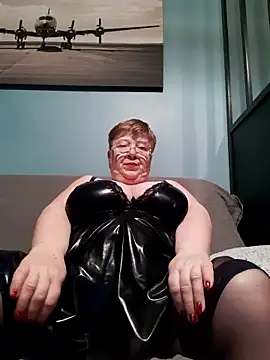 Snapshot of Lena_Gaby chatting on April 7, 2026, 4:14 am Lena Gaby online show from April 7, 2026, 4:14 am