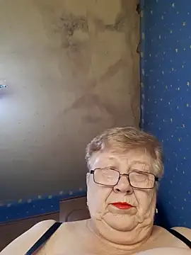 Snapshot of Lena_Gaby chatting on May 9, 2026, 9:45 am Lena Gaby online show from May 9, 2026, 9:45 am