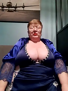 Snapshot of Lena_Gaby chatting on April 6, 2026, 4:57 am Lena Gaby online show from April 6, 2026, 4:57 am