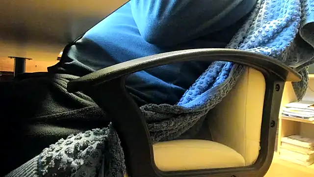 Snapshot of leccaleccafiga chatting on December 14, 2025, 9:59 am leccaleccafiga online show from December 14, 2025, 9:59 am