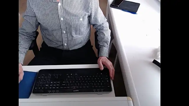dutchpornking online show from May 5, 2026, 6:05 am