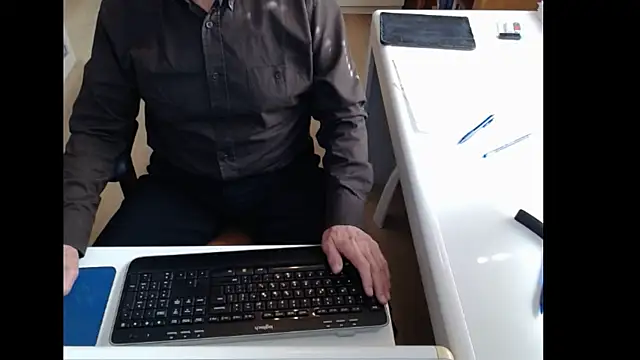 Snapshot of dutchpornking chatting on October 26, 2025, 12:05 pm dutchpornking online show from October 26, 2025, 12:05 pm