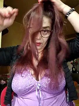 Snapshot of Chriss_Tinaa chatting on April 26, 2026, 3:04 am Chriss Tinaa online show from April 26, 2026, 3:04 am