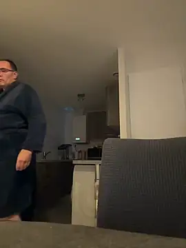 Snapshot of DUDURA@xh chatting on January 17, 2026, 7:01 am DUDURAxh online show from January 17, 2026, 7:01 am