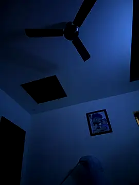 Snapshot of luciferdxm5 chatting on December 23, 2025, 4:23 am luciferdxm5 online show from December 23, 2025, 4:23 am