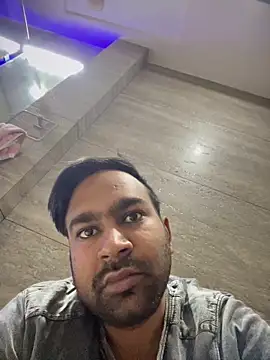 Snapshot of luciferdxm5 chatting on February 15, 2026, 4:35 am luciferdxm5 online show from February 15, 2026, 4:35 am