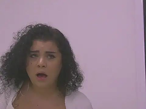 BustyMadison online show from November 14, 2025, 7:45 am