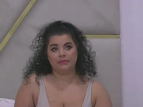 BustyMadison online show from September 28, 2025, 6:53 am