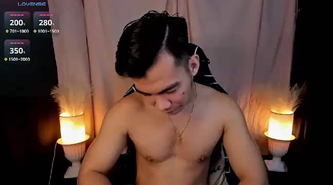 Snapshot of 000batman000 chatting on January 29, 2025, 1:16 am 000batman000 online show from January 29, 2025, 1:16 am