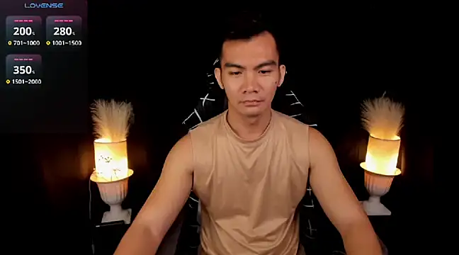 Snapshot of 000batman000 chatting on February 28, 2025, 1:37 am 000batman000 online show from February 28, 2025, 1:37 am