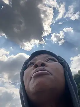 cherrybabe76 online show from November 5, 2025, 11:35 am