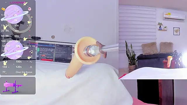 sofi velez online show from March 17, 2025, 4:29 am