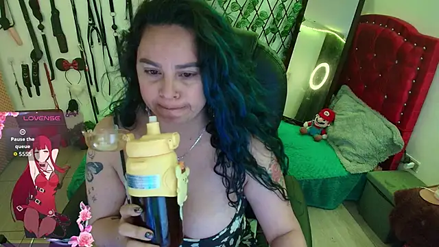 Snapshot of elektra_32 chatting on October 7, 2025, 7:31 am elektra 32 online show from October 7, 2025, 7:31 am